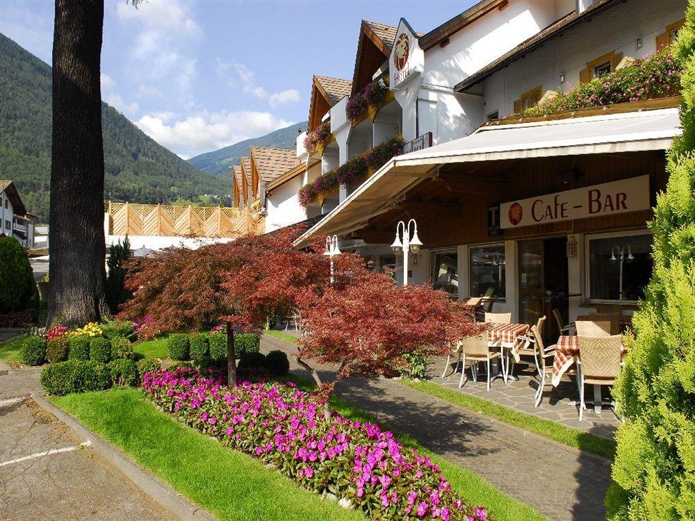 Hotel Loewenhof Bressanone Exterior foto